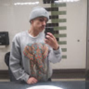 Meet your Posher, Moises